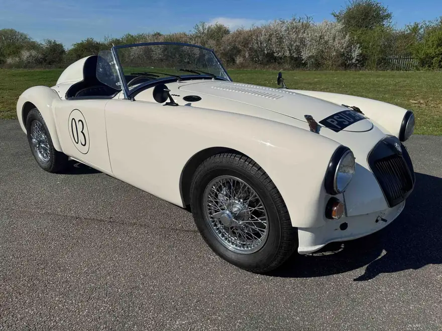 1957 MGA Roadster, Oselli ‘Sebring’ spec: side view, race number 03
